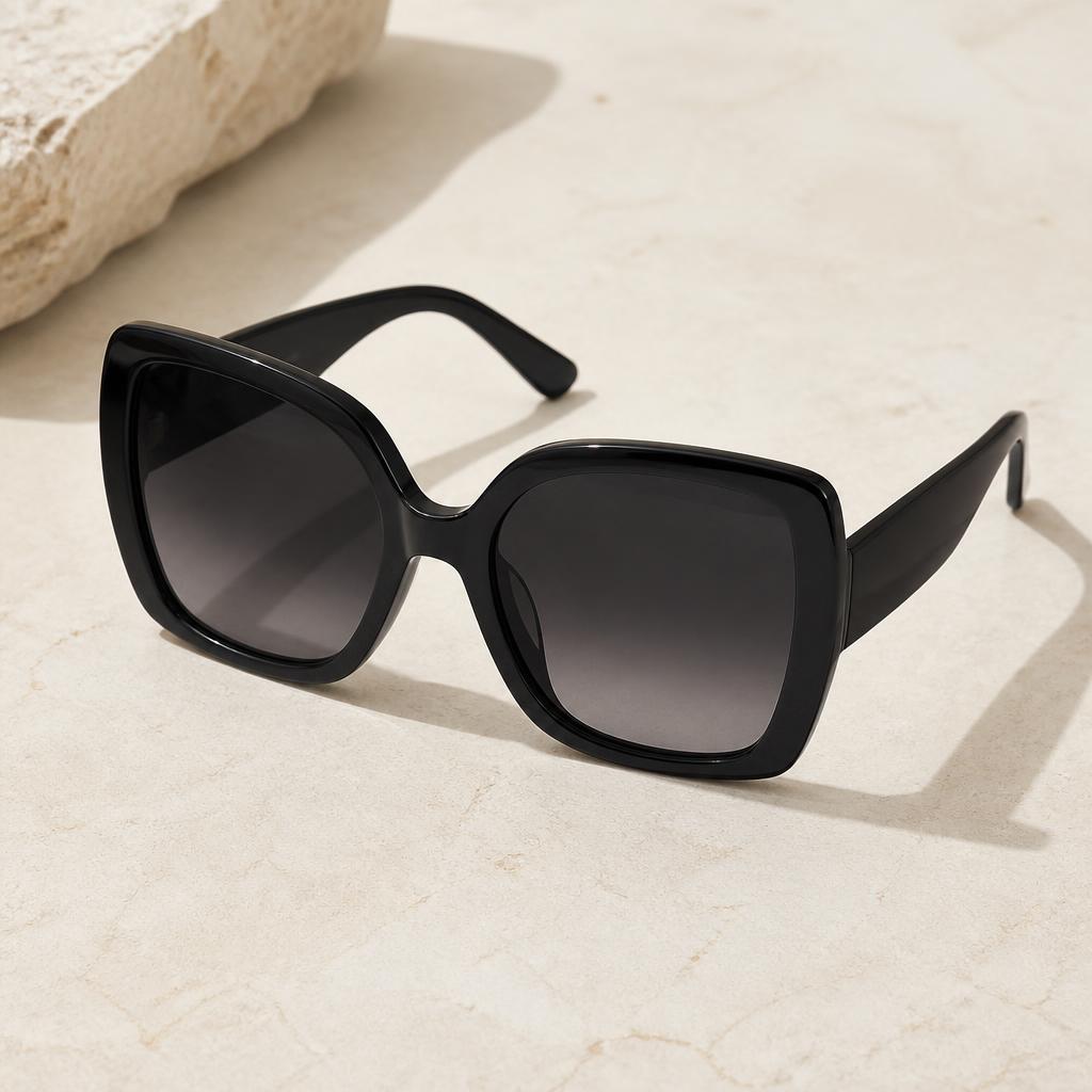 Noor Oversized — Oversized sunglasses in Ink Black